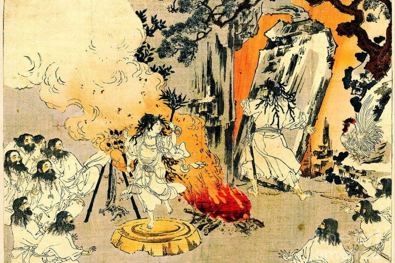 Uzume dancing woodwork