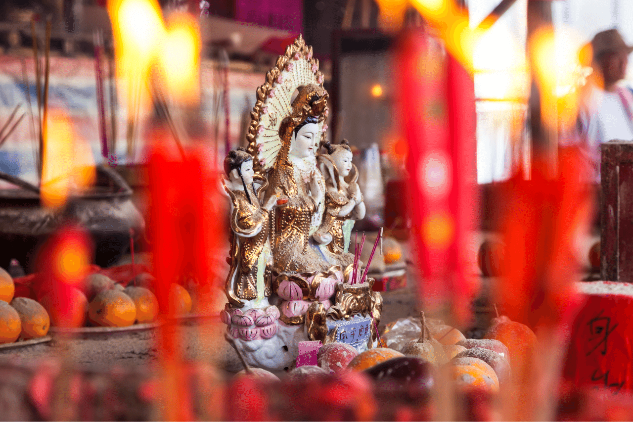 Statue of Leizi Chinese lightning goddess