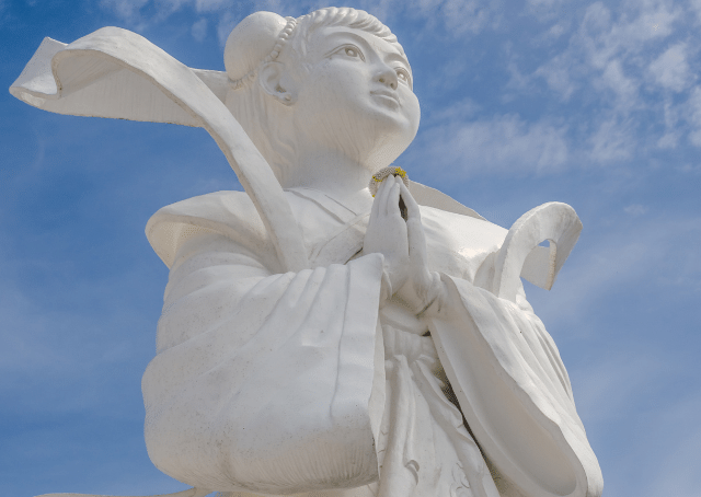 Statue of Nuwa