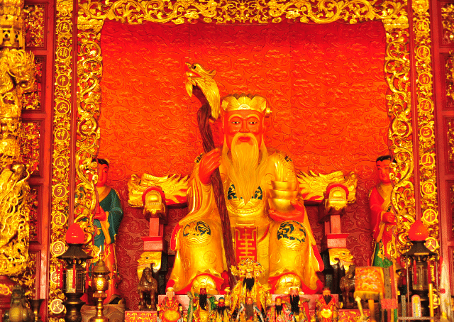 Yue Lao, the ancient Chinese god of love and marriage