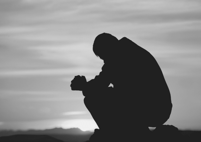 Druze man praying