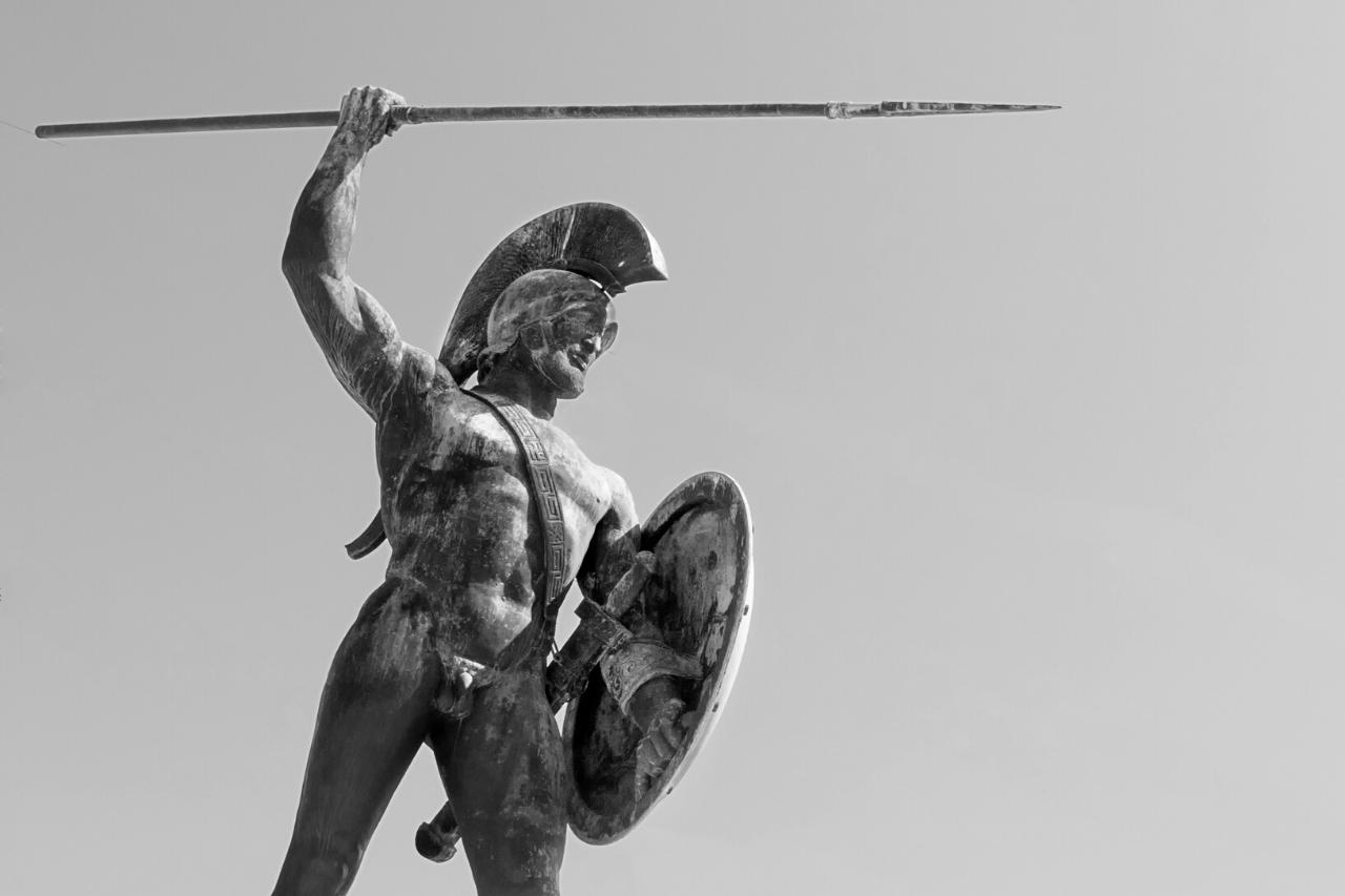 king leonidas sparta monument